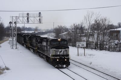 NS eastbound at AC