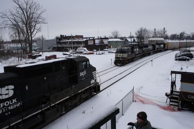 EB NS train